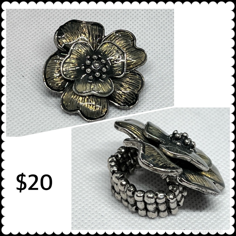 Flower cocktail ring